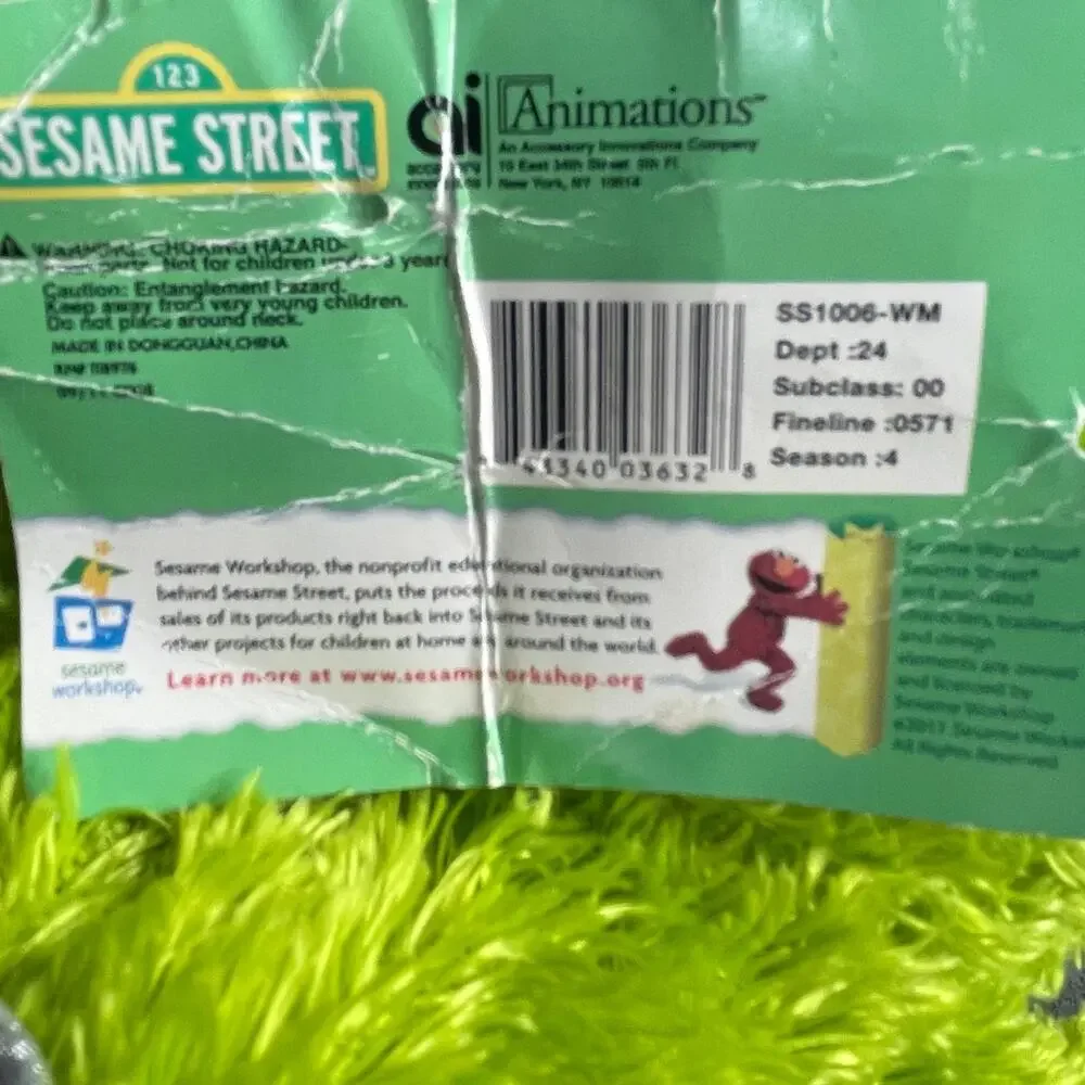 Sesame Street Oscar the Grouch Plush Backpack Accessory Innovation 14